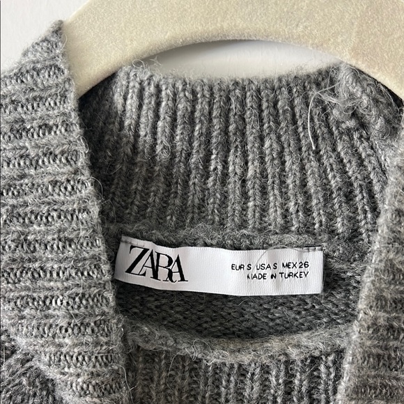 ZARA / Grey Mock Neck Raglan Ribbed Sleeve Sweater - S - Picture 7 of 10